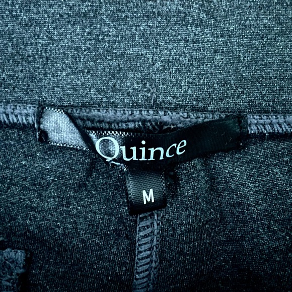 QUINCE Ultra-Stretch Ponte Straight Leg Gray Pant Medium Petite - Picture 4 of 5